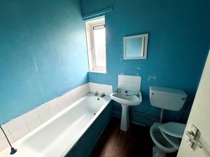 Photo 1- click for photo gallery